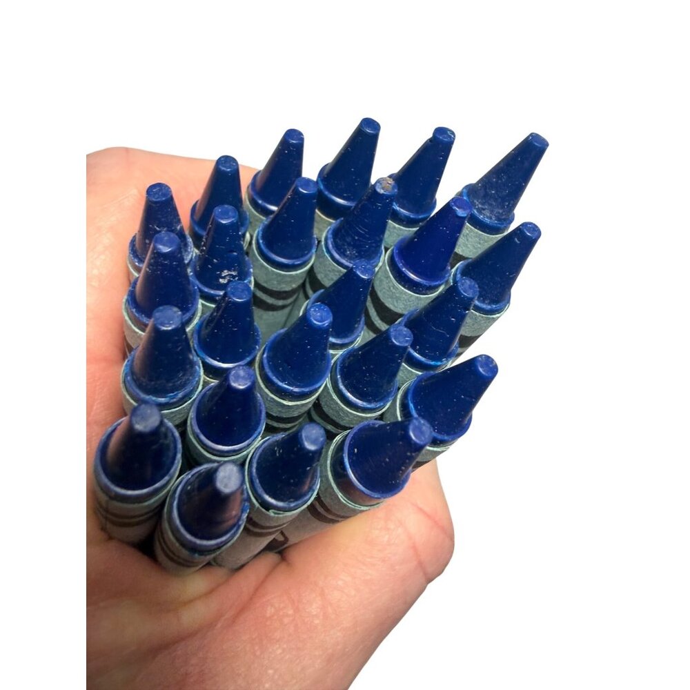 Retired Crayola Green Blue Crayons 24 Pack vintage - Picture 3 of 4